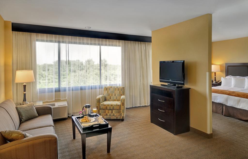 Radisson Hotel Freehold Cameră foto